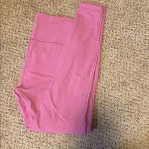 Lululemon wunder under